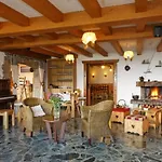 Chalet-hôtel Les Rhodos