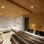Chalet-hôtel Les Rhodos 3* Cordon