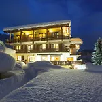 Chalet-hôtel Les Rhodos Hotel 3*