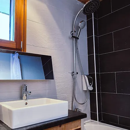 Hotell Chalet-hotel Les Rhodos