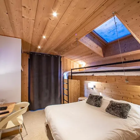 Hotel Chalet-hotel Les Rhodos 3*