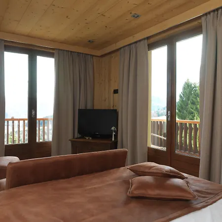 Hotel Chalet-hôtel Les Rhodos 3*