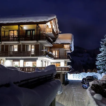 Hotel Chalet-hôtel Les Rhodos 3*